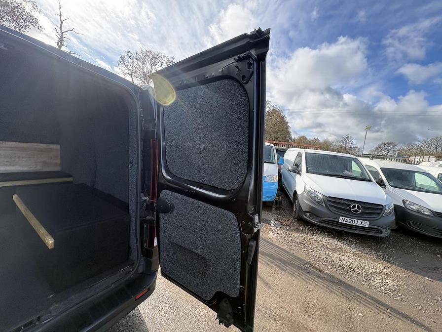 2017 Renault Trafic – Model: Trafic SL27 Energy Formula Edition dCi – DN67AXP