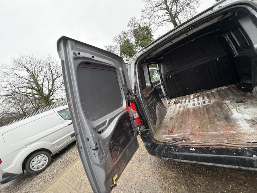 2020 Citroen Berlingo – Model: Berlingo 1000 Enterprise Blue HDi S/S – CE20VKL