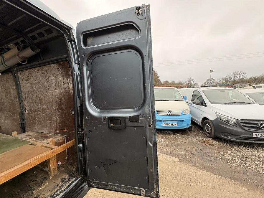 2020 Peugeot Boxer – Model: Boxer 335 Professional L2H2 Blue HDi – CA70CXM