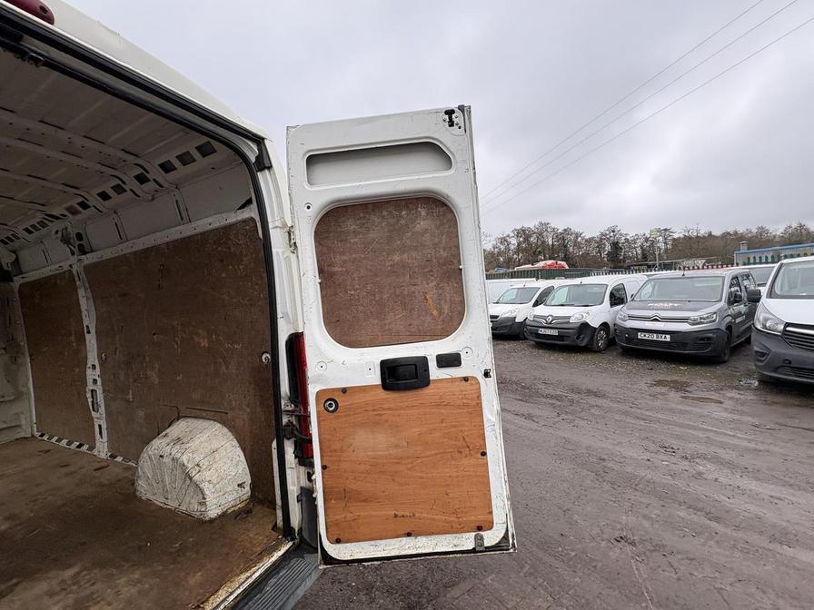 2014 Peugeot Boxer – Model: Boxer 335 L3H2 Professional HDi – GY14FSG