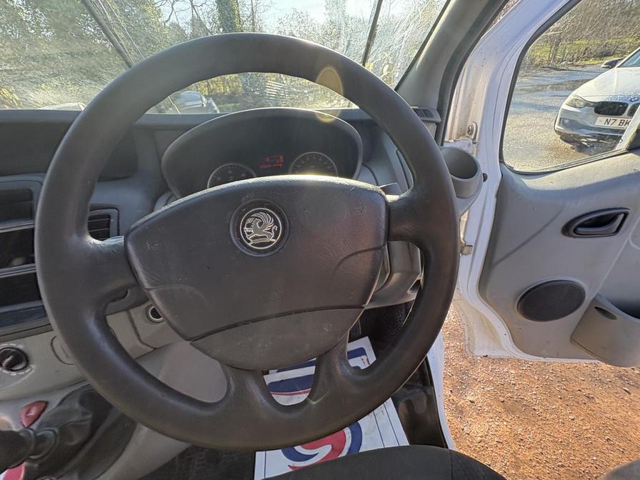 2014 Vauxhall Vivaro – Model: Vivaro  2900 CDTI LWB – DX64NWK