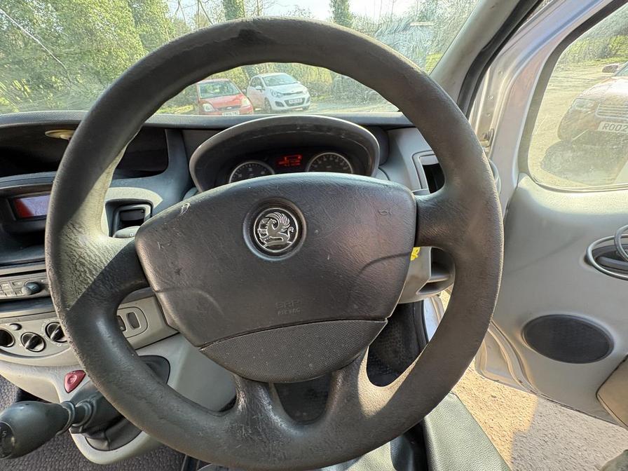 2014 Vauxhall Vivaro – Model: Vivaro 2700 CDTi 113 SWB – DX14XCK