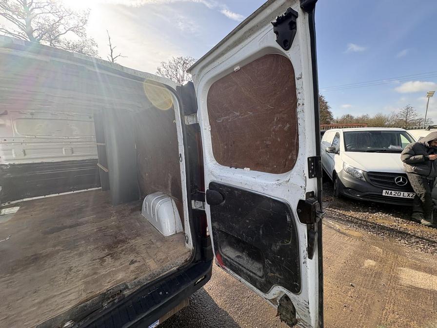 2017 Vauxhall Vivaro – Model: Vivaro  2900 CDTI – LL17YCS