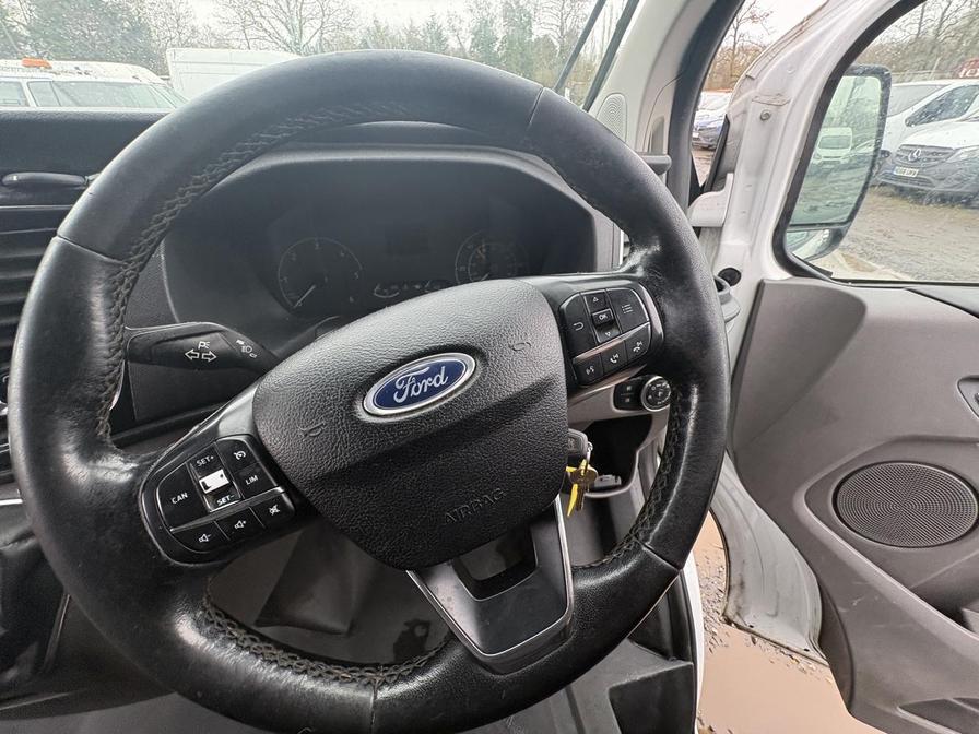 2019 Ford Transit Custom – Model: Transit Custom 280 Limited EcoBlue – YM69NZA