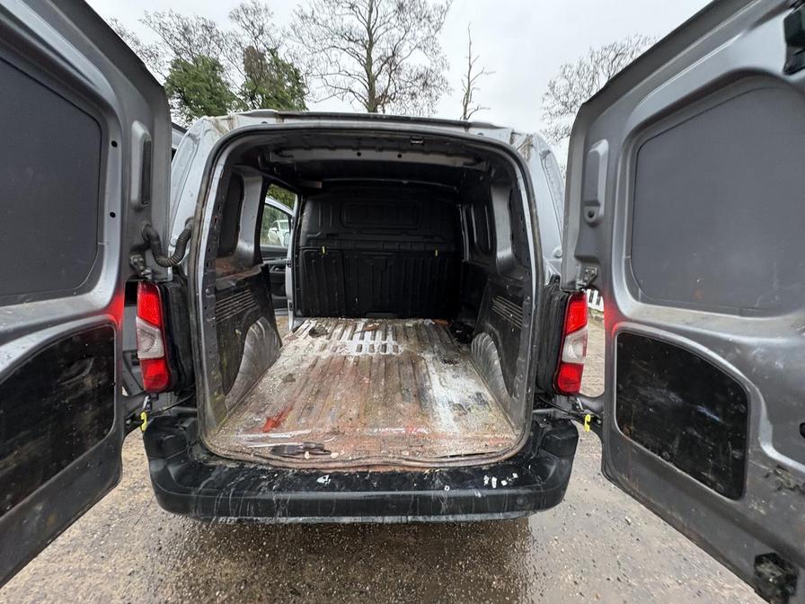 2020 Citroen Berlingo – Model: Berlingo 1000 Enterprise Blue HDi S/S – CE20VKL