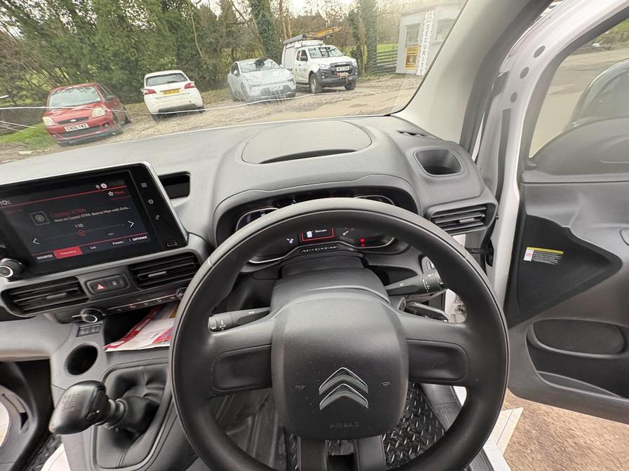 2022 Citroen Berlingo – Model: Berlingo 1000 Enterprise Professional Blue HDi – LM71RTX