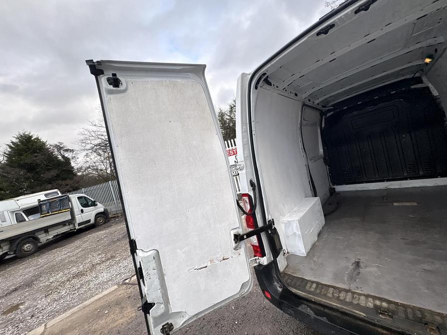 2021 Vauxhall Movano – Model: Movano L2H2 F3500 CDTI – DN71JVF