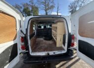 2017 Peugeot Partner – Model: Partner Professional L1 Blue HDi – LN17FTC