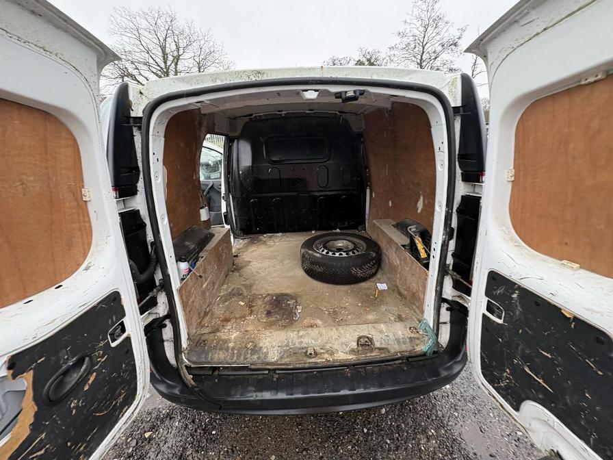 2014 Renault Kangoo – Model: Kangoo ML19 dCi – YB64ACY