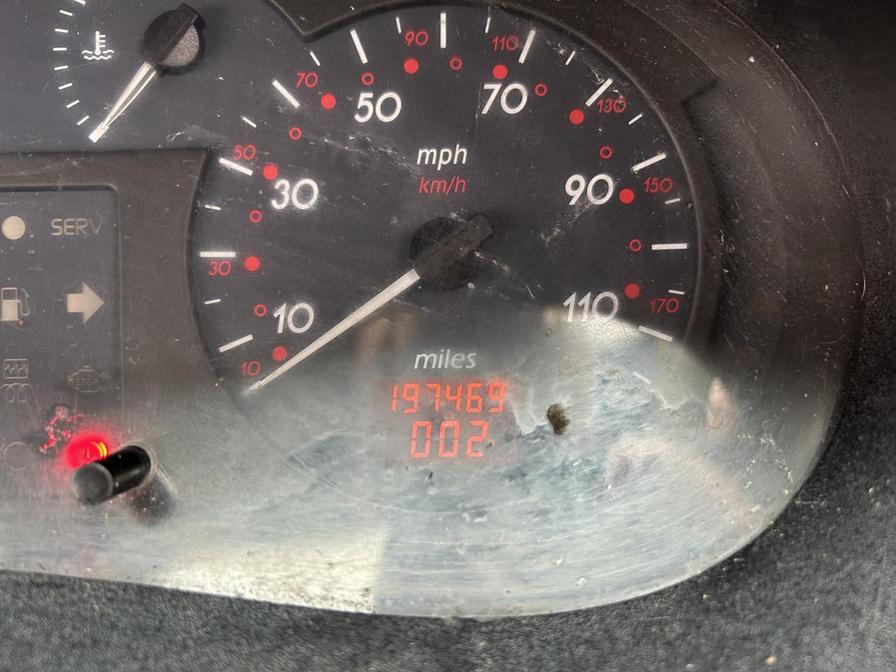 2002 Renault Master – Model: Master 120.35 dCi LWB – JS51OLS