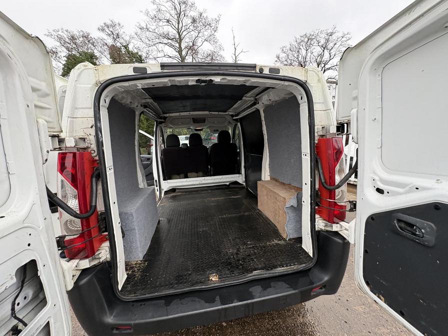 2016 Peugeot Expert – Model: Expert 1000 L1H1 Professional HDi – WH65JFU