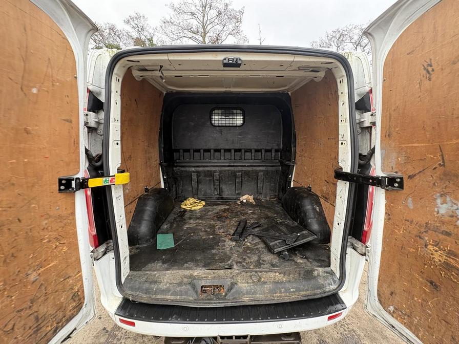 2018 Ford Transit Custom – Model: Transit Custom 300 Limited – SL18UXW