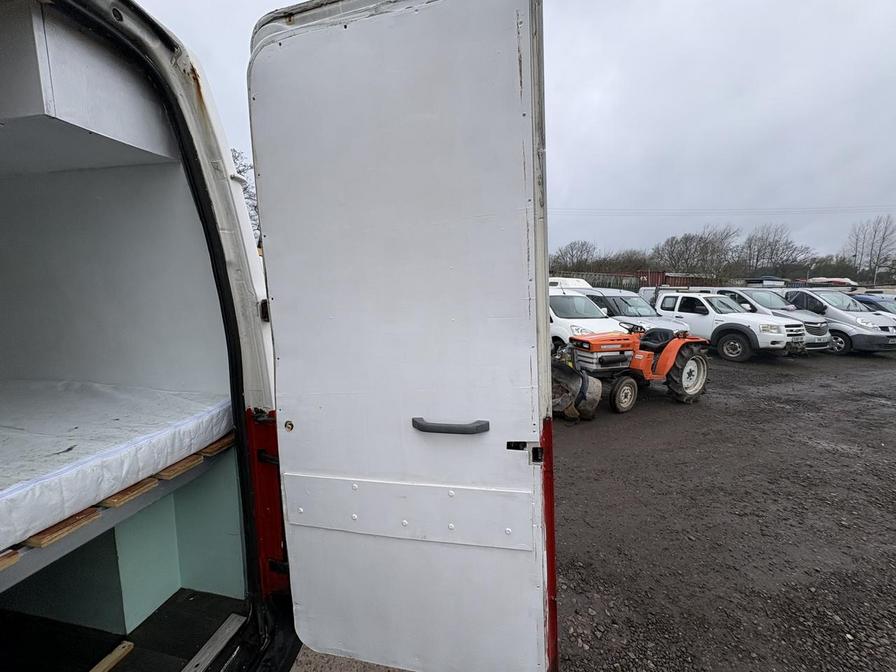 2011 Ford Transit – Model: Transit 85 T280 MWB FWD – SP11LGY