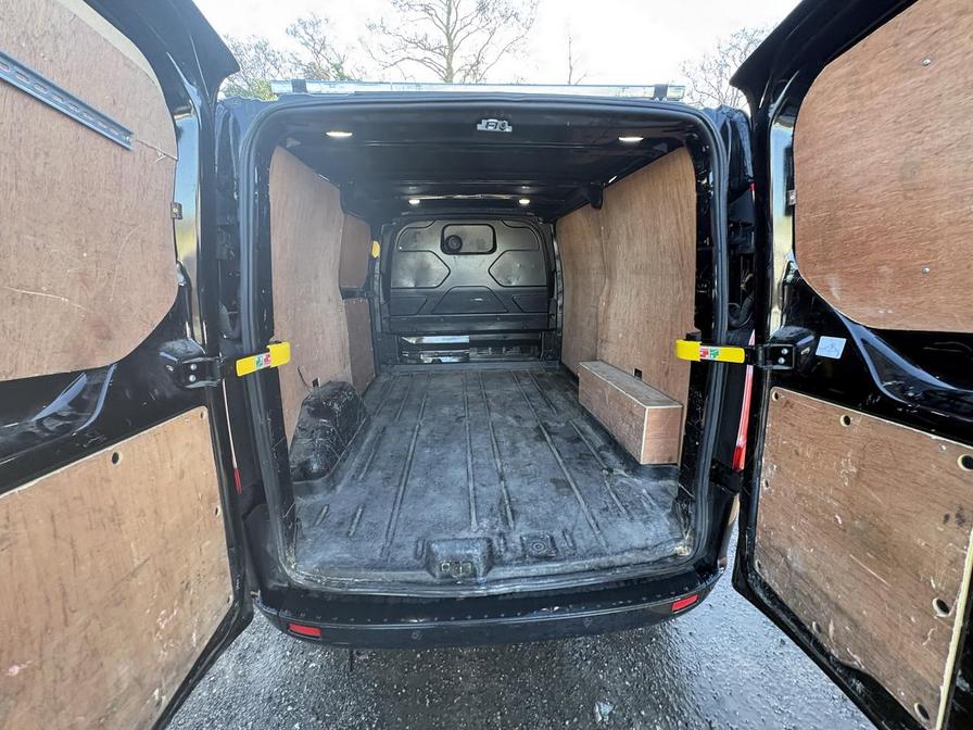 2019 Ford Transit Custom – Model: Transit Custom 300 Limited EcoBlue – MF69DYP