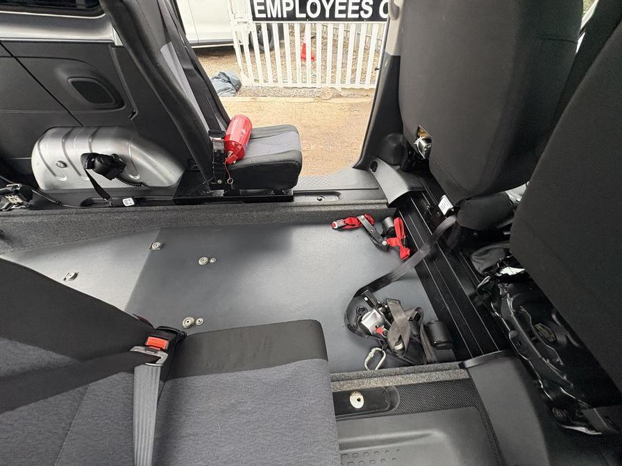 2016 Vauxhall Vivaro Combi – Model: Vivaro CDTi – NV16JCU