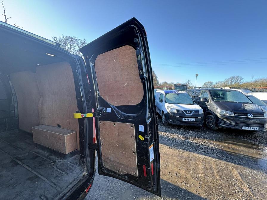 2019 Ford Transit Custom – Model: Transit Custom 300 Limited EcoBlue – MF69DYP