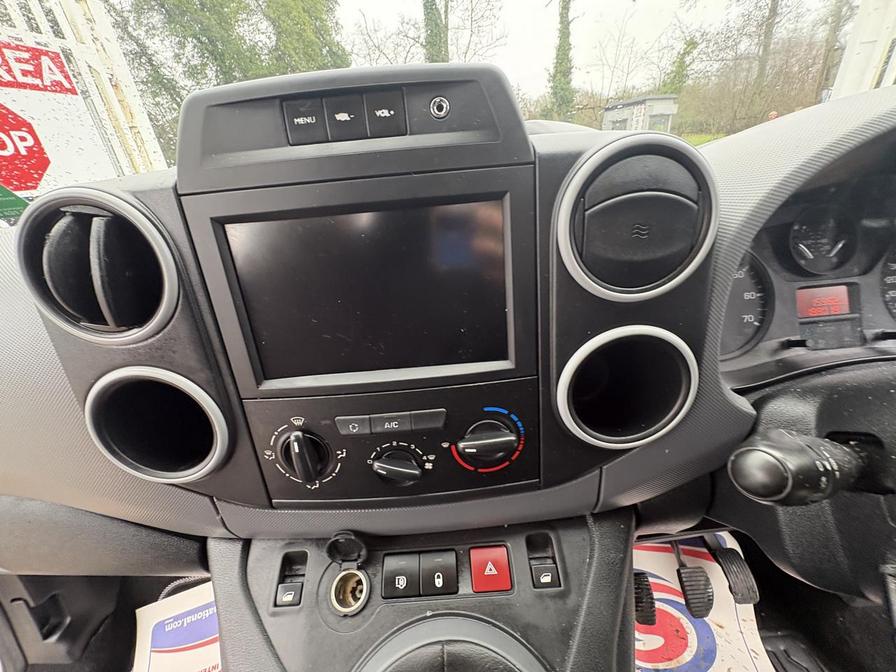 2018 Peugeot Partner – Model: Partner Professional L1 Blue HDi – NY18HJU