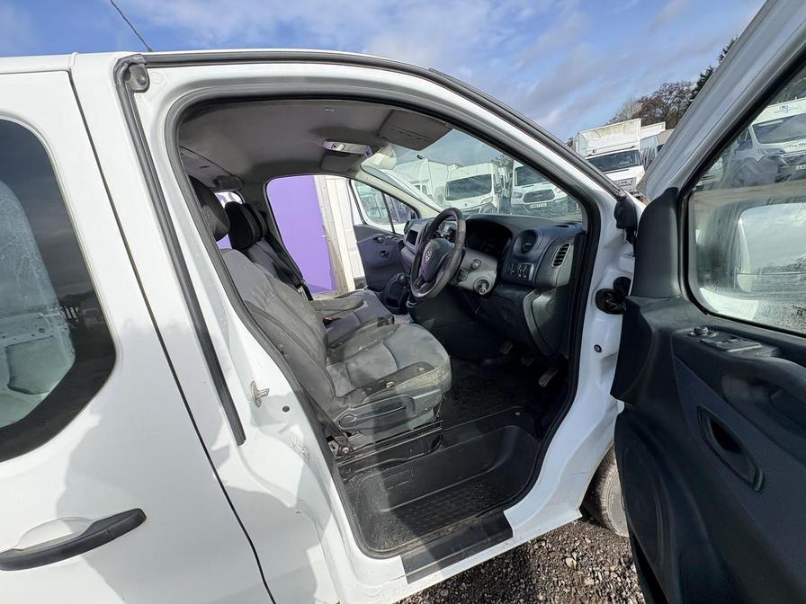 2015 Vauxhall Vivaro – Model: Vivaro  2900 CDTI – DP65XZM