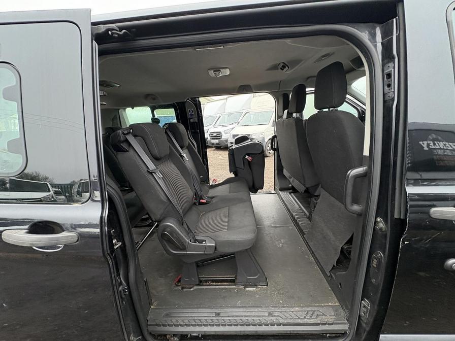 2014 Ford Tourneo Custom – Model: Tourneo Custom 300 E-Tech – DK64CHF