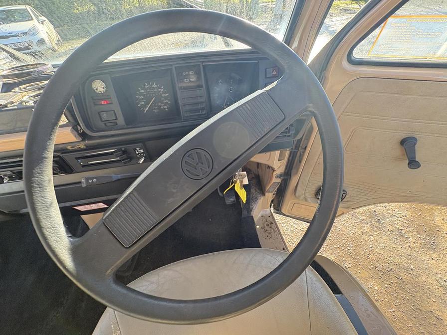 1990   – Model:  – G114TFT