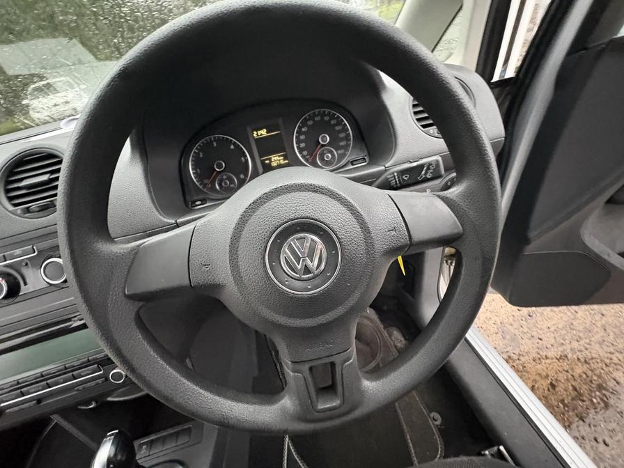 2011 Volkswagen Caddy – Model: Caddy Maxi C20 Life TDI Semi-Auto – RE11RRX