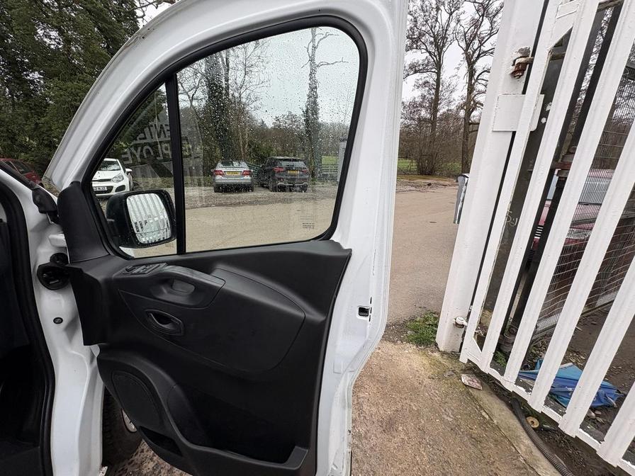 2021 Renault Trafic – Model: Trafic SL28 Business Energy dCi – MJ71LKU