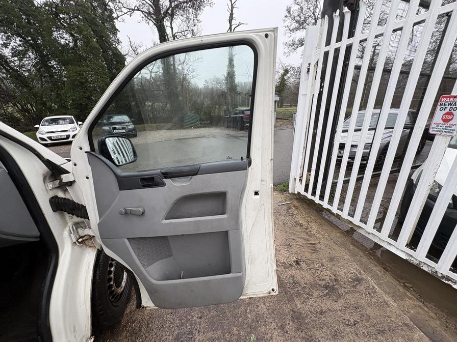 2006 Volkswagen Transporter – Model: Transporter T28 85 TDI – BL06OXF