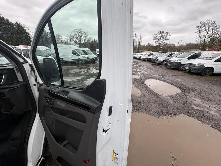 2019 Ford Transit Custom – Model: Transit Custom 280 Limited EcoBlue – YM69NZA