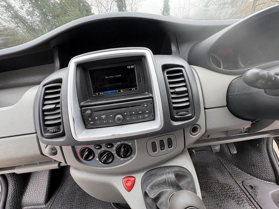 2013 Vauxhall Vivaro – Model: Vivaro 2700 Sportive CDTi SWB – LT13VMW