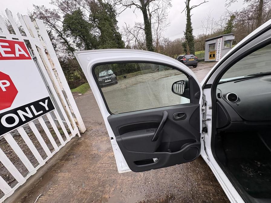 2017 Renault Kangoo Maxi – Model: Kangoo Maxi LL21 Business Energy dCi – BF67KLU