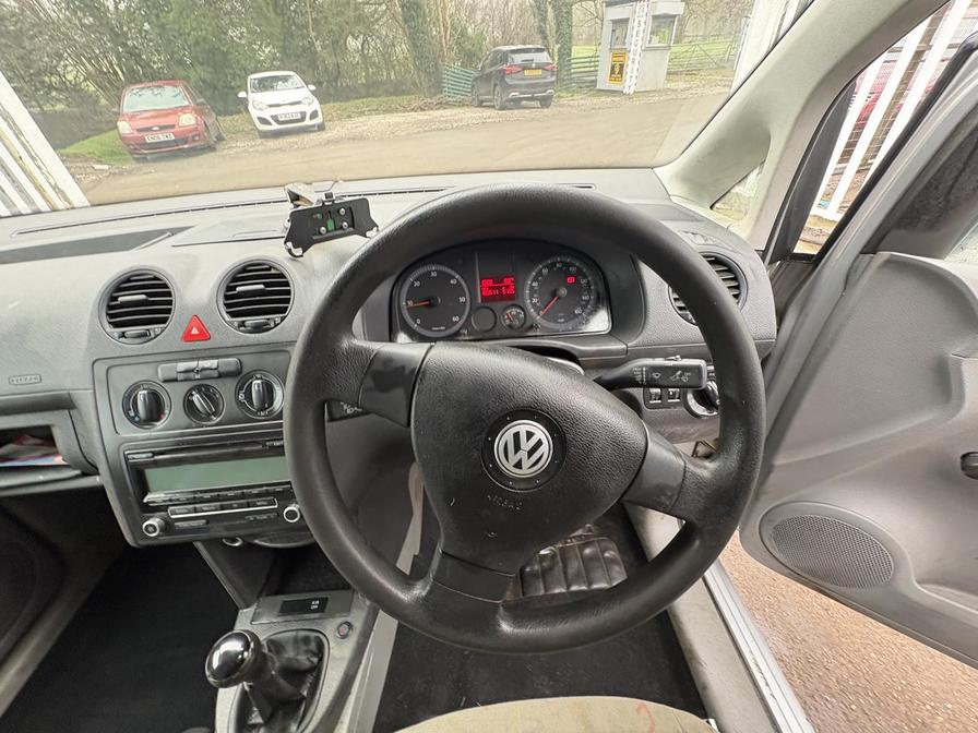 2010 Volkswagen Caddy MaxI – Model: Caddy Maxi C20 TDI 104 – VO10RLZ