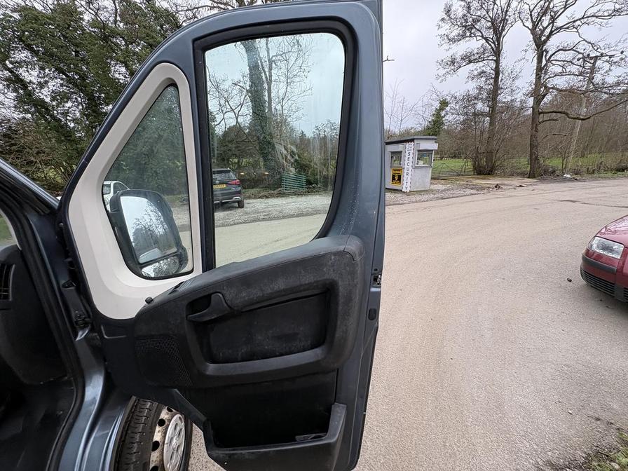 2020 Peugeot Boxer – Model: Boxer 335 Professional L2H2 Blue HDi – CA70CXM