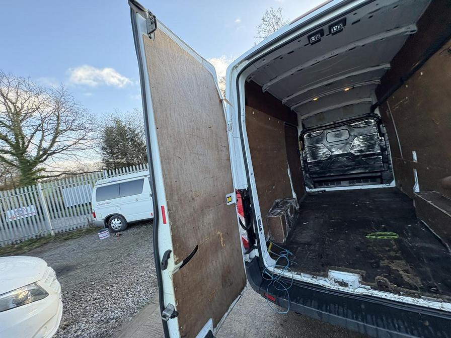 2019 Ford Transit – Model: Transit 350 – LJ19JXA