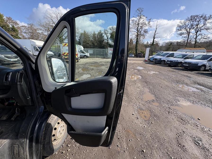 2014 Citroen Relay – Model: Relay 35 L3H2 Enterprise e-HDi – KS14UYE