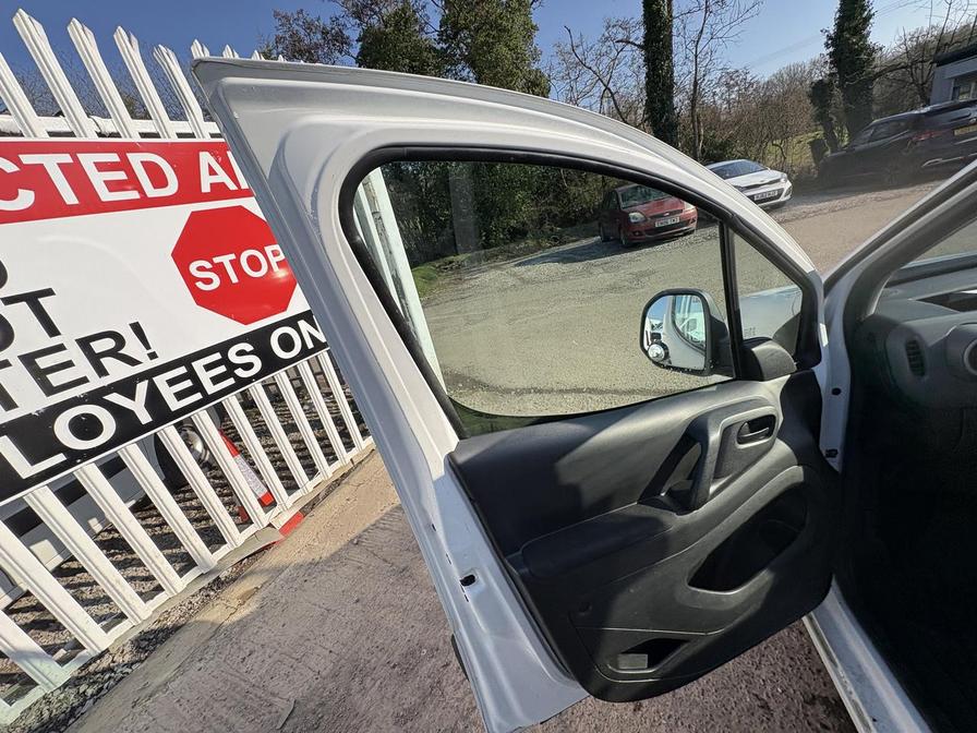 2009 Citroen Berlingo – Model: Berlingo 750 LX HDi – MJ59SXN