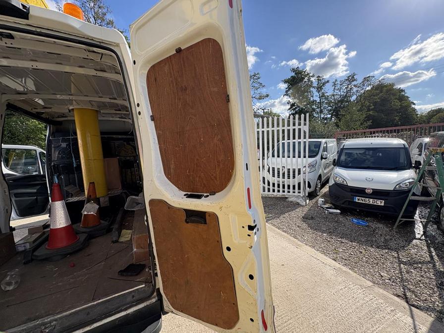 2015 Iveco Daily – Model: Daily 35S13 MWB – GD15PFJ