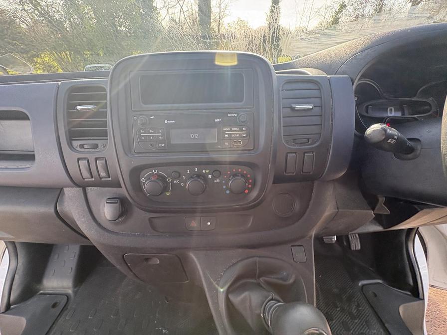 2017 Vauxhall Vivaro – Model: Vivaro  2900 CDTI – LL17YCS