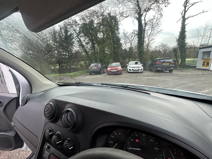 2015 Mercedes-Benz Citan – Model: Citan 109 CDi BlueEfficiency – SB15UBA