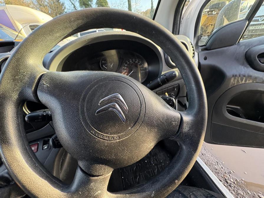 2017 Citroen Berlingo – Model: Berlingo 625 LX Blue HDi – SL67MRU