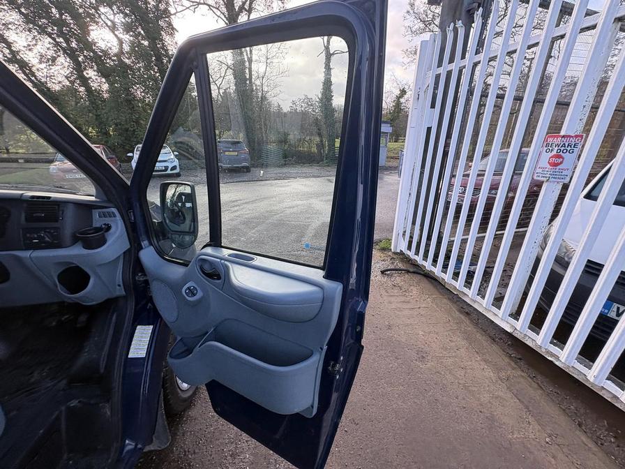 2011 Ford Transit – Model: Transit 140 T280 MWB Trend FWD – FN61VGX