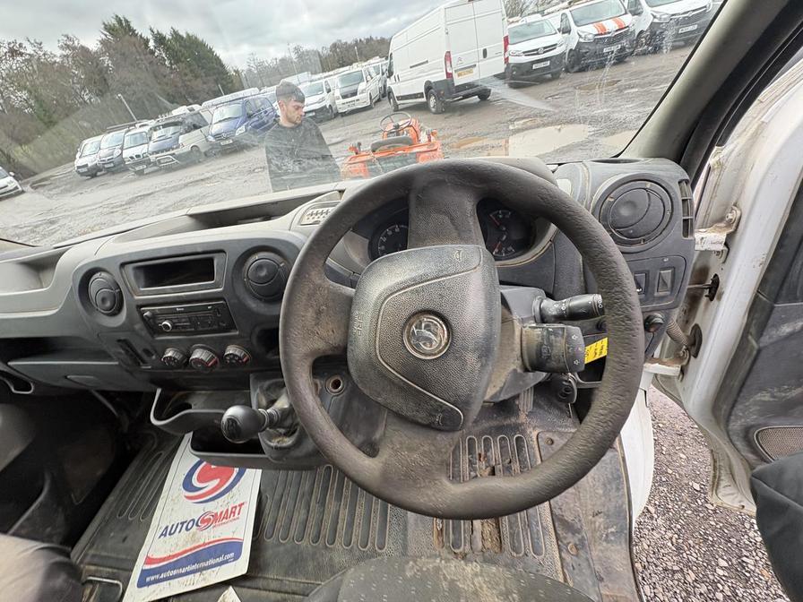 2015 Vauxhall Movano – Model: Movano R3500 L3H1 CDTI DRW – DV65FYP