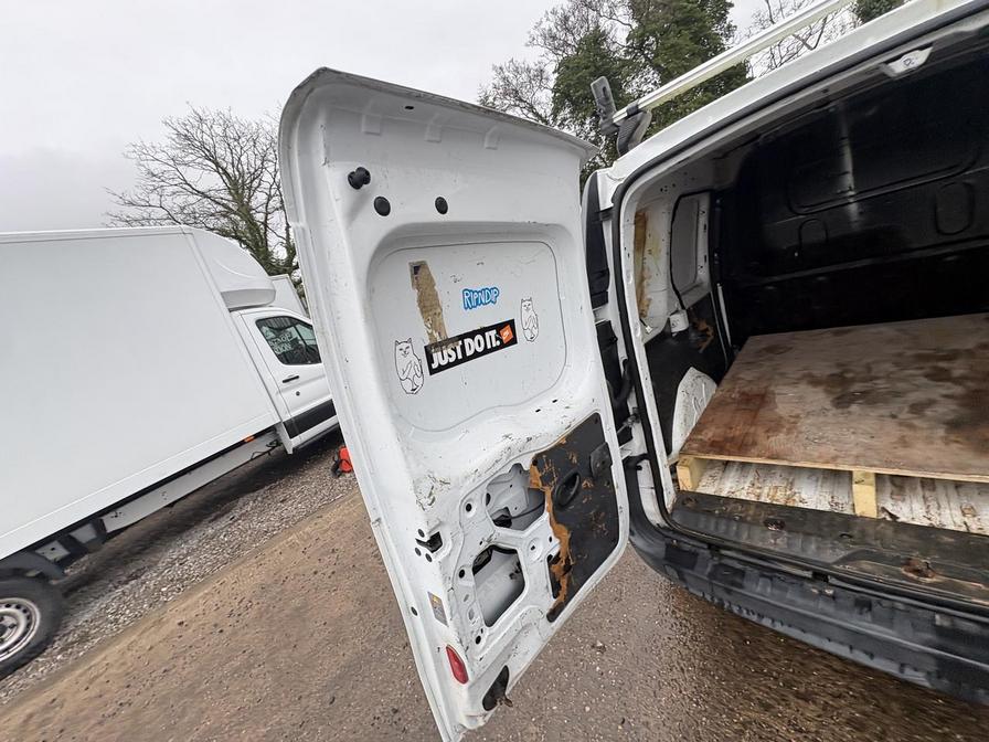 2015 Renault Kangoo – Model: Kangoo ML19 Business Energy dCi – LP65MXY