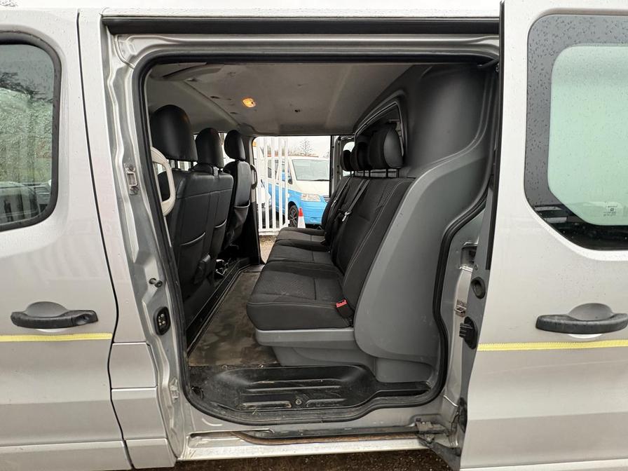 2015 Vauxhall Vivaro – Model: Vivaro  2900 Sportive CDTi – YP15JLU