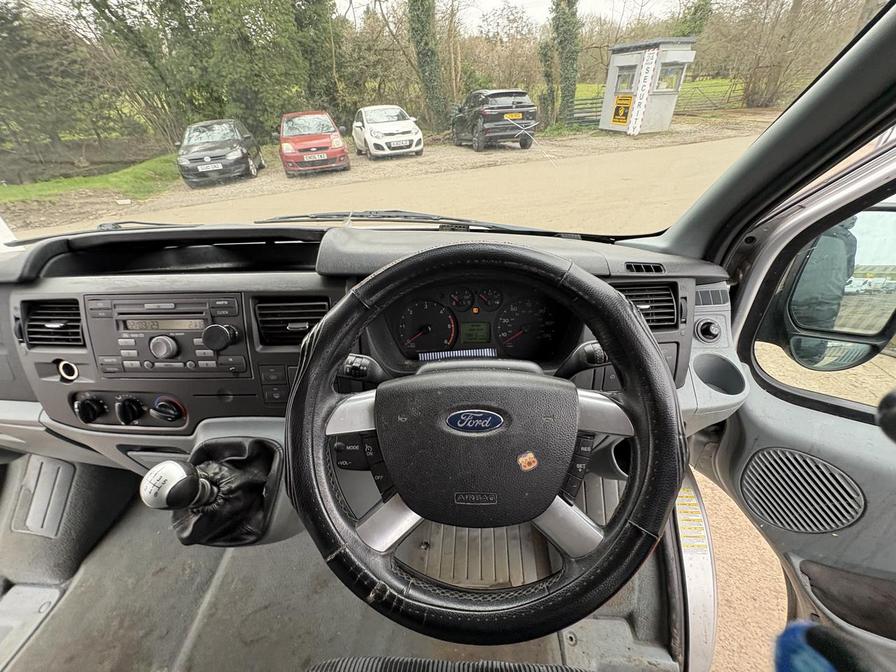 2010 Ford Tourneo – Model: Transit 115 Tourneo T280 SWB Trend – LR60HWC