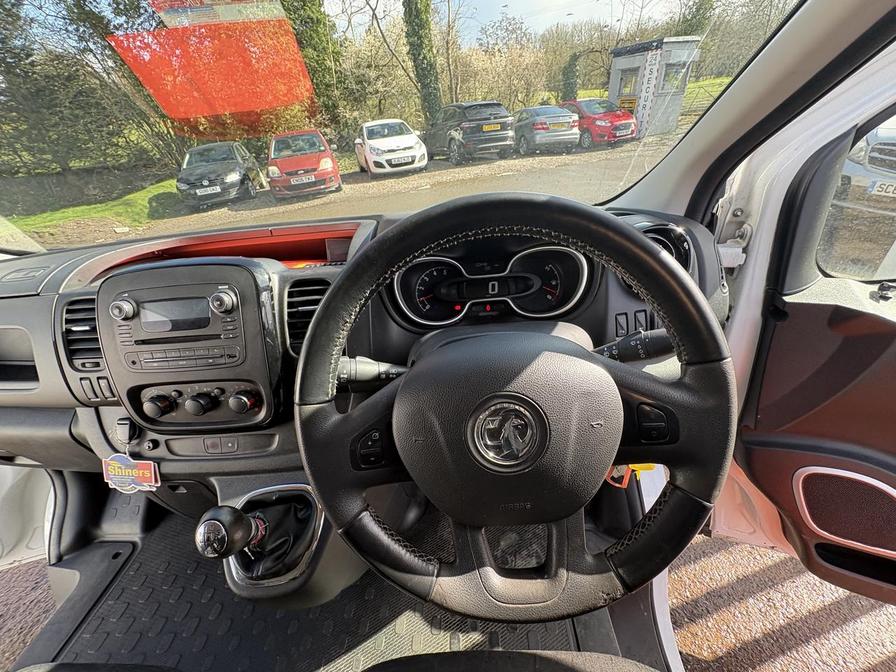 2018 Vauxhall Vivaro – Model: Vivaro  2900 Sportive CDTi – DV18SBY