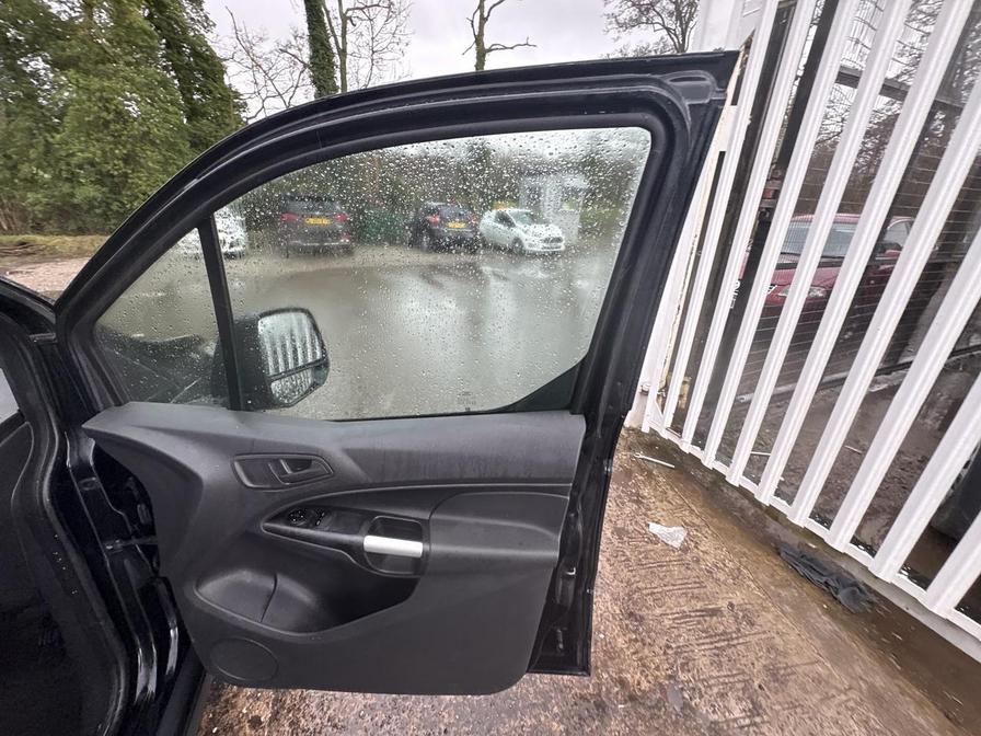 2015 Ford Transit Connect – Model: Transit Connect 200 Trend – YP15LYZ