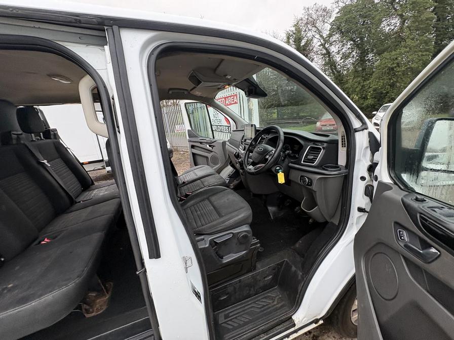 2018 Ford Transit Custom – Model: Transit Custom 300 Limited – SL18UXW