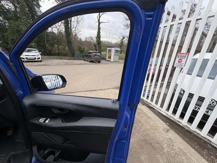 2021 Mercedes-Benz Vito – Model: Vito 114 Progressive CDi Auto – YH21FFK