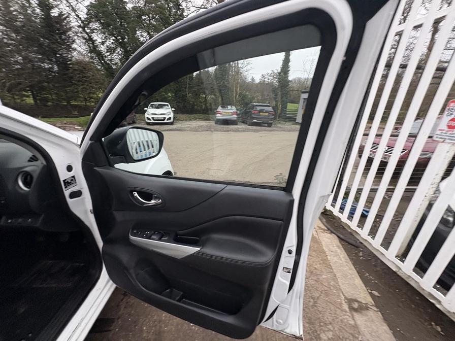 2019 Nissan Navara – Model: Navara Tekna dCi – SX19NZC