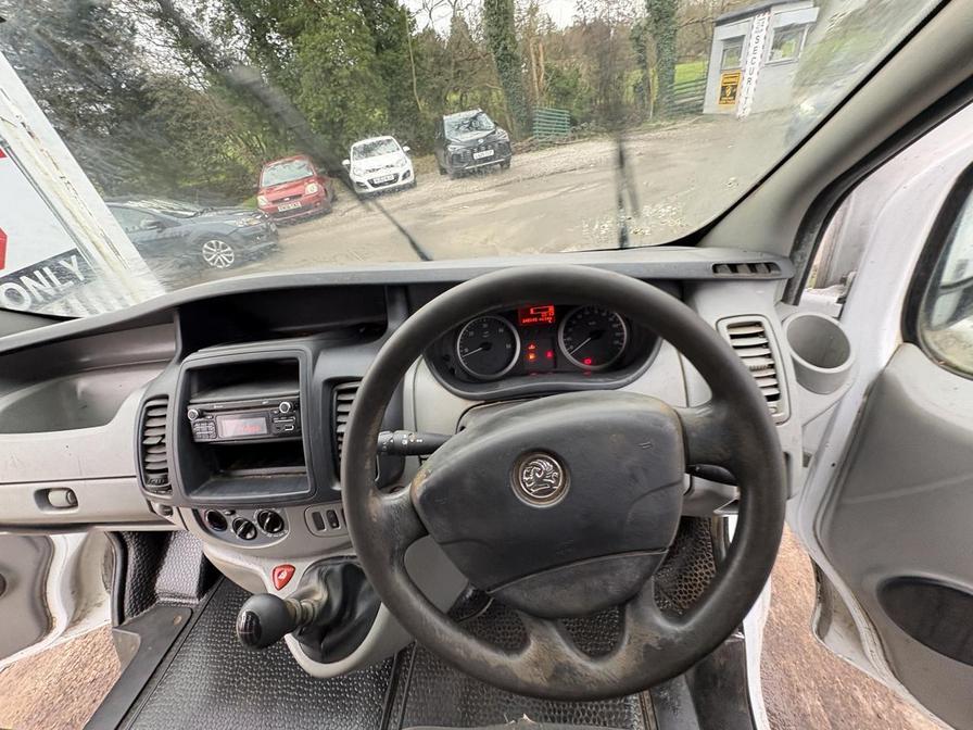 2013 Vauxhall Vivaro – Model: Vivaro  2900 CDTI LWB – DY13YJZ
